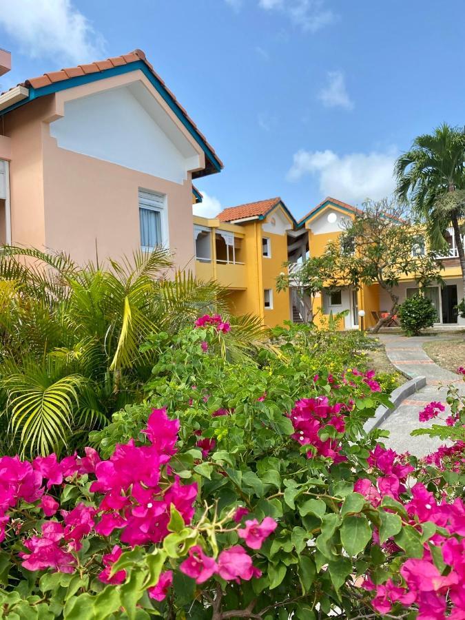 Superbe Studio De Standing A 800M De La Mer Des Caraibes Le Hameau De Beauregard Sainte Anne エクステリア 写真